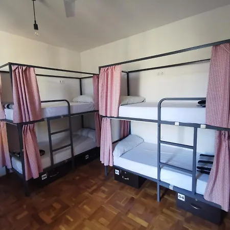 Hostel Mucha Masia Rural Urba El Prat de Llobregat