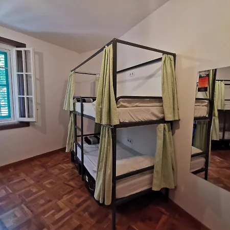 Hostel Mucha Masia Rural Urba