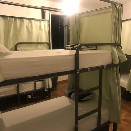 Mucha Masia Rural Urba Hostal *