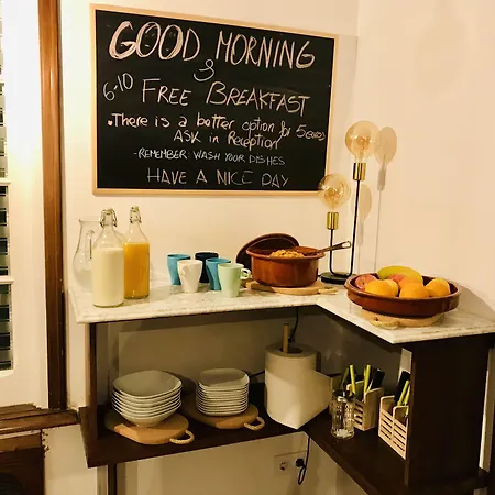 Mucha Masia Rural Urba Hostal *